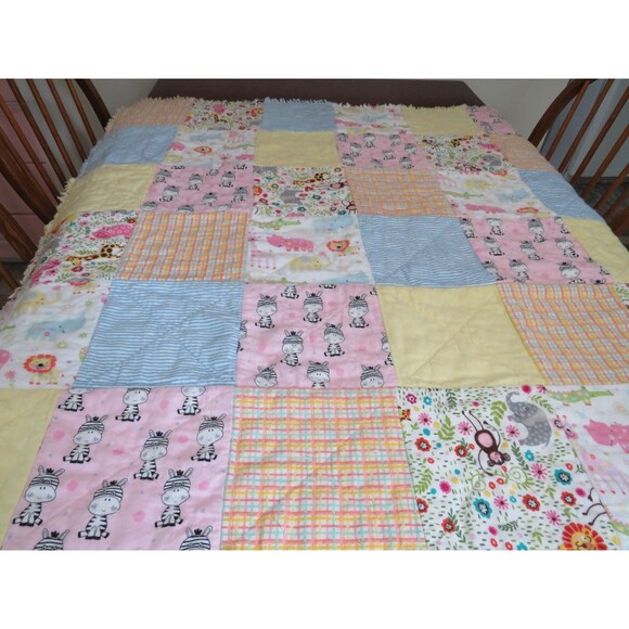 Flannel Rag Quilt With Batting 43 x 43, Jungle Animals Baby Shower Gift - Picture 3 of 12